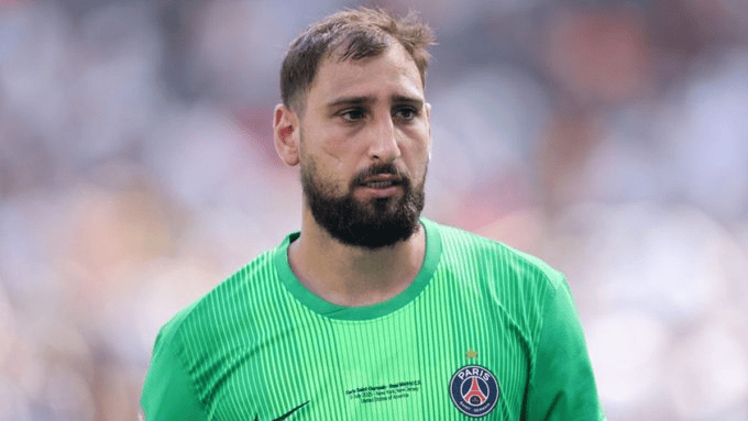 这名球员本, 效力