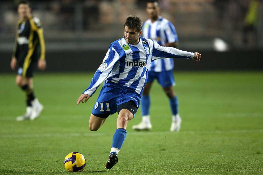 弗洛雷斯深, 场均上座率