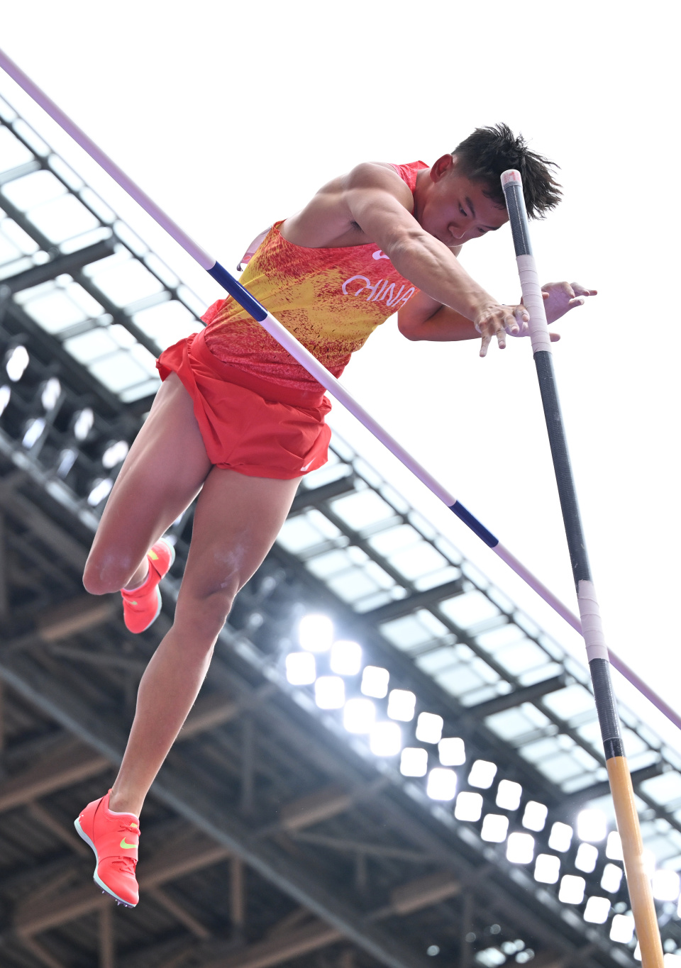 grMwF, 中国选手费